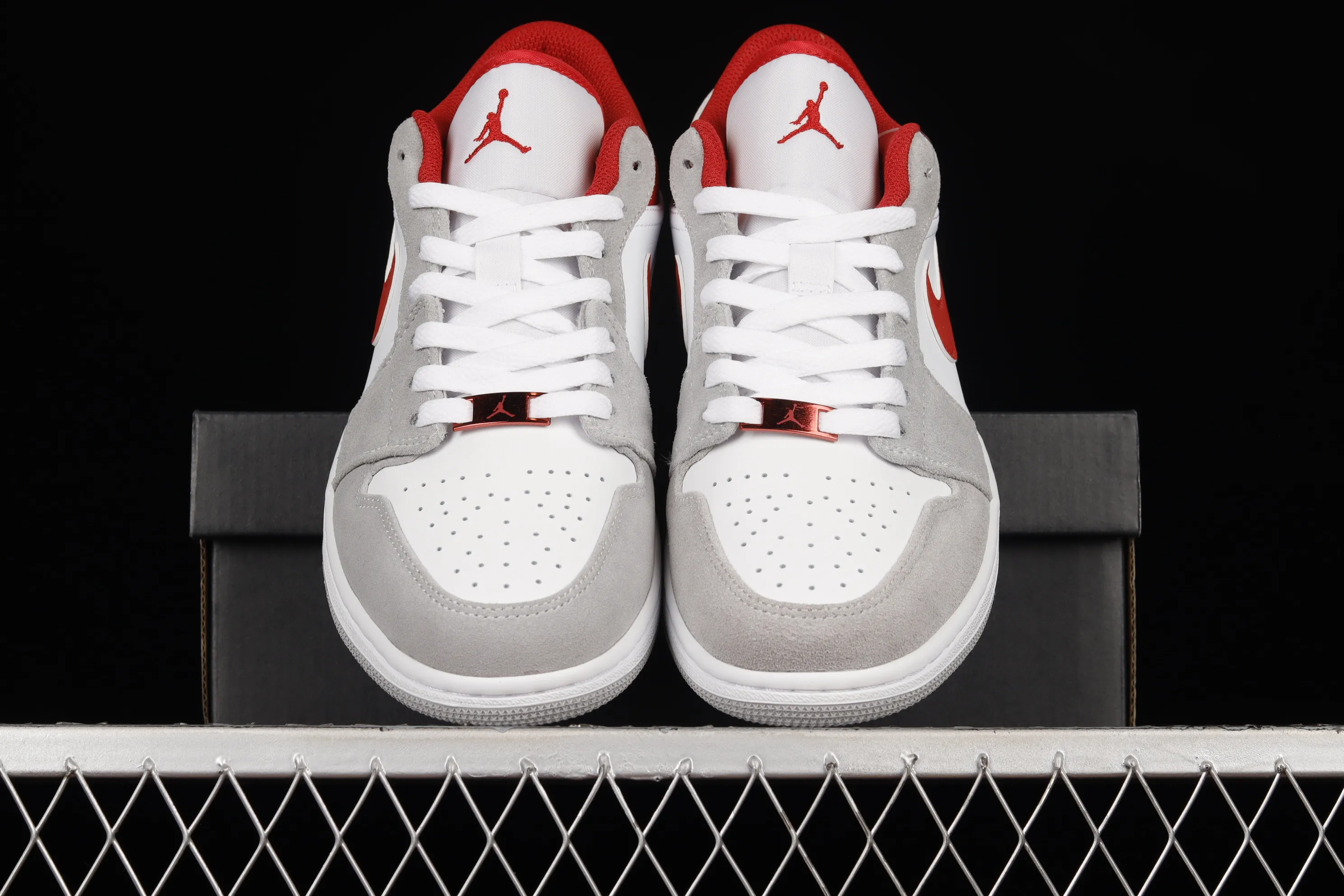 All categories Air Jordan Jordan series basketball shoes Air Jordan 1 Low G version pure original Air Jordan AJ1 Low AJ1 Joe 1 University red low-top cultural sneakers DC6991-016